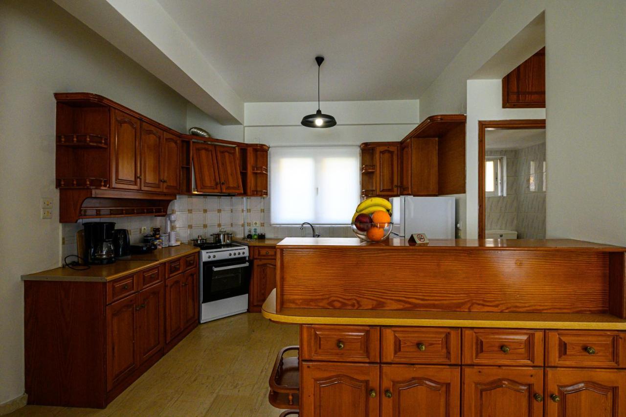 Oliva Apartment Каламата Экстерьер фото
