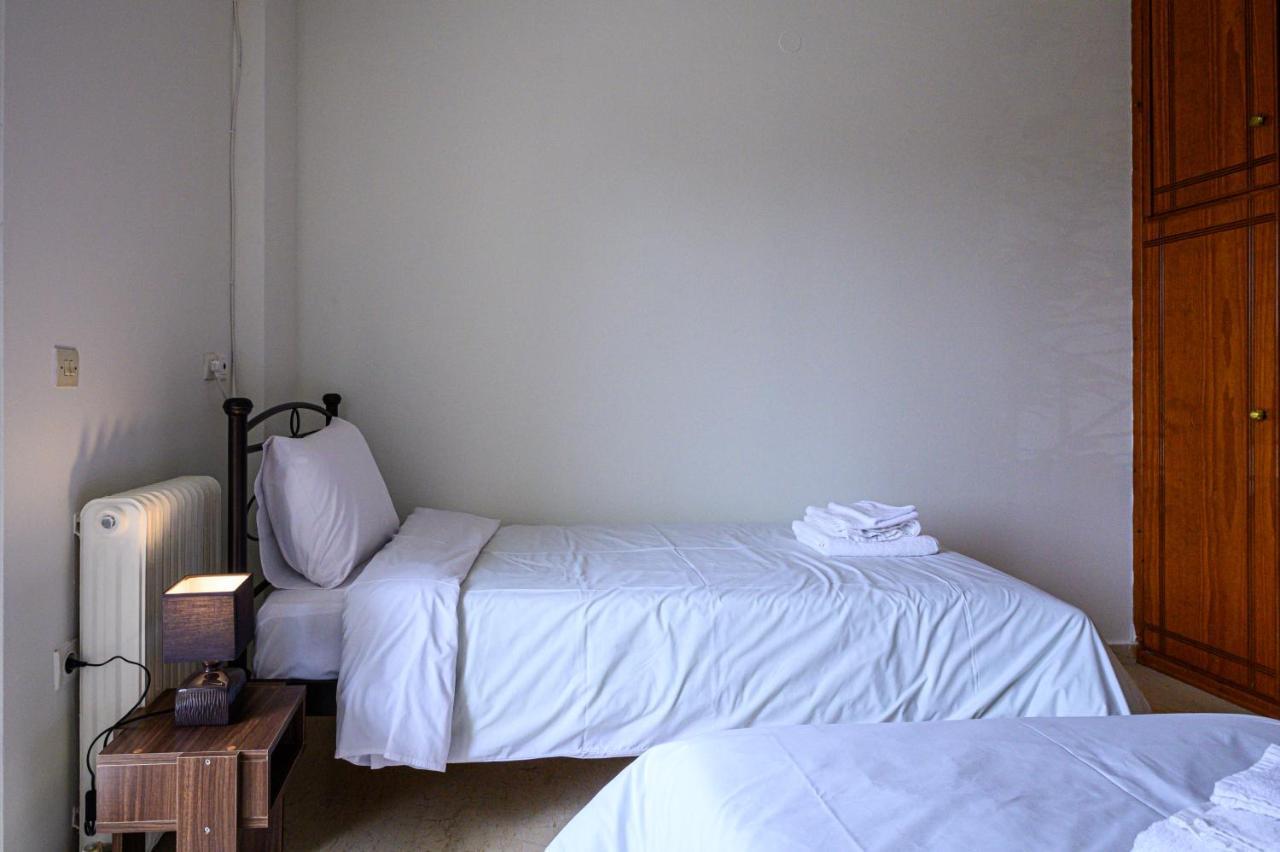 Oliva Apartment Каламата Экстерьер фото